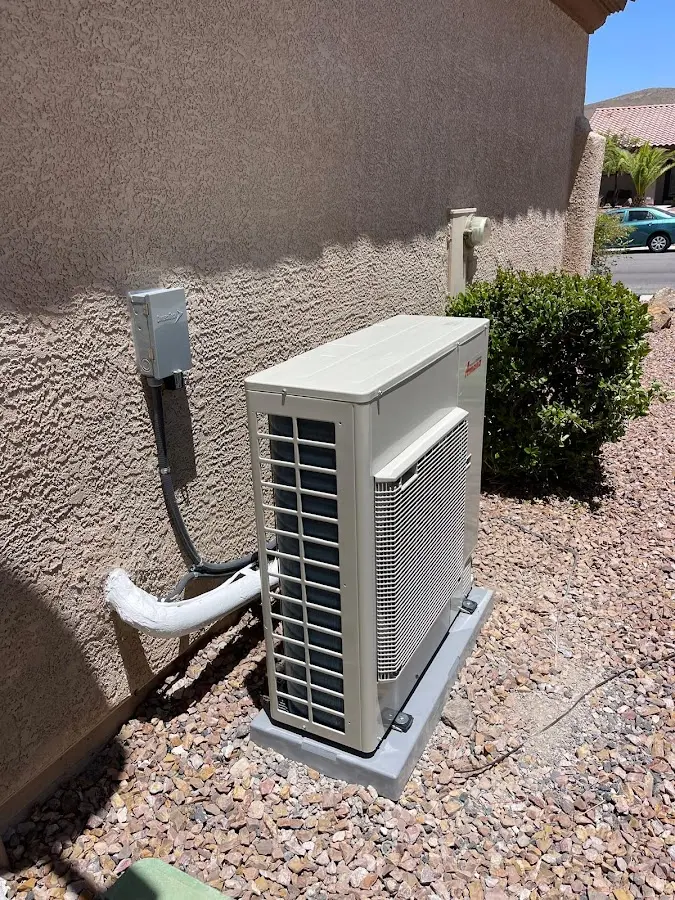Residential air conditioning condenser unit in Prosper